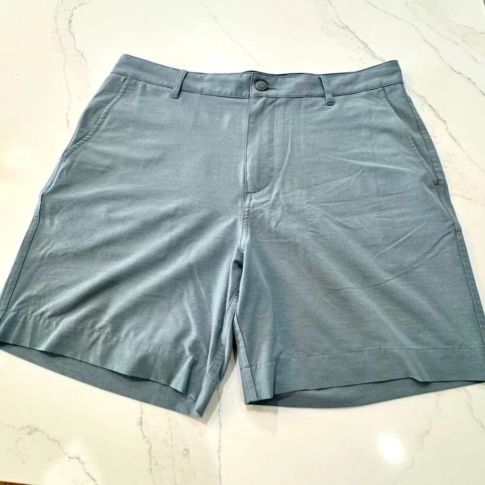 Faherty All Day Shorts. Blue. Size 34.